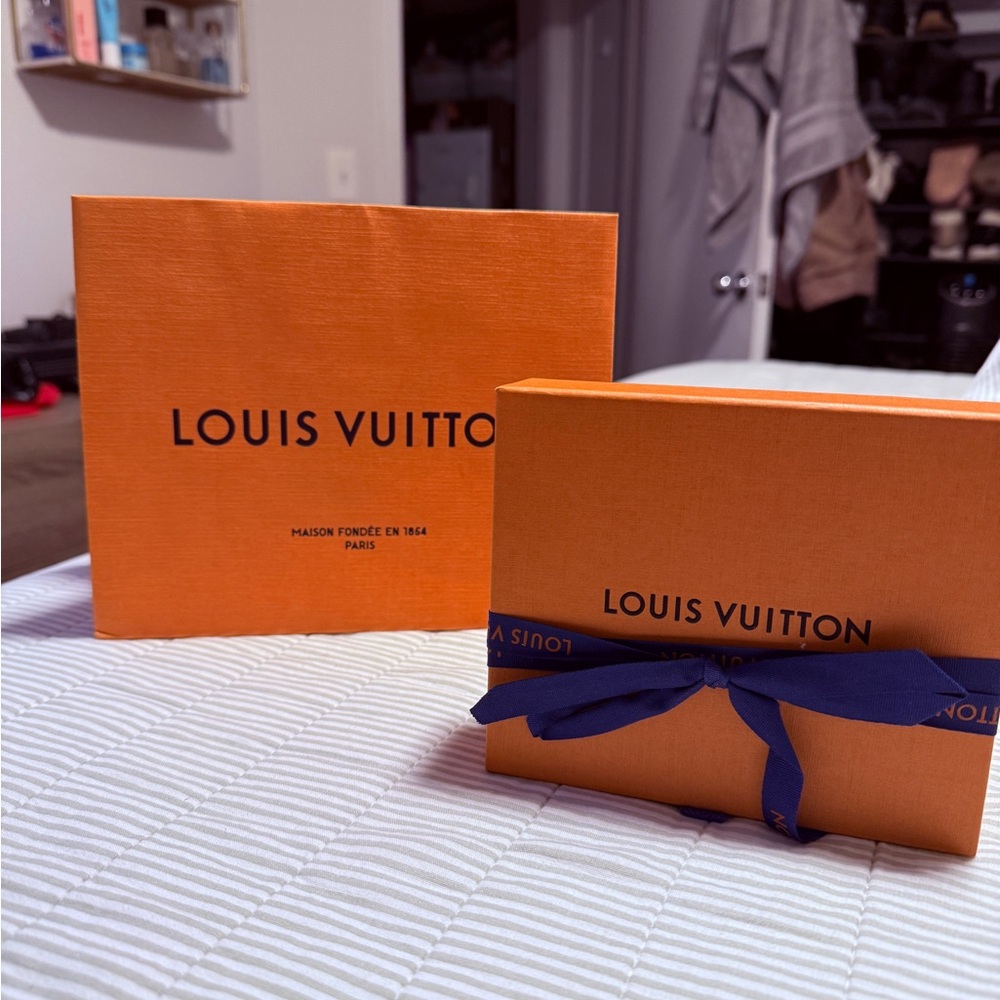 Louis Vuitton Orange Box with Navy Ribbon